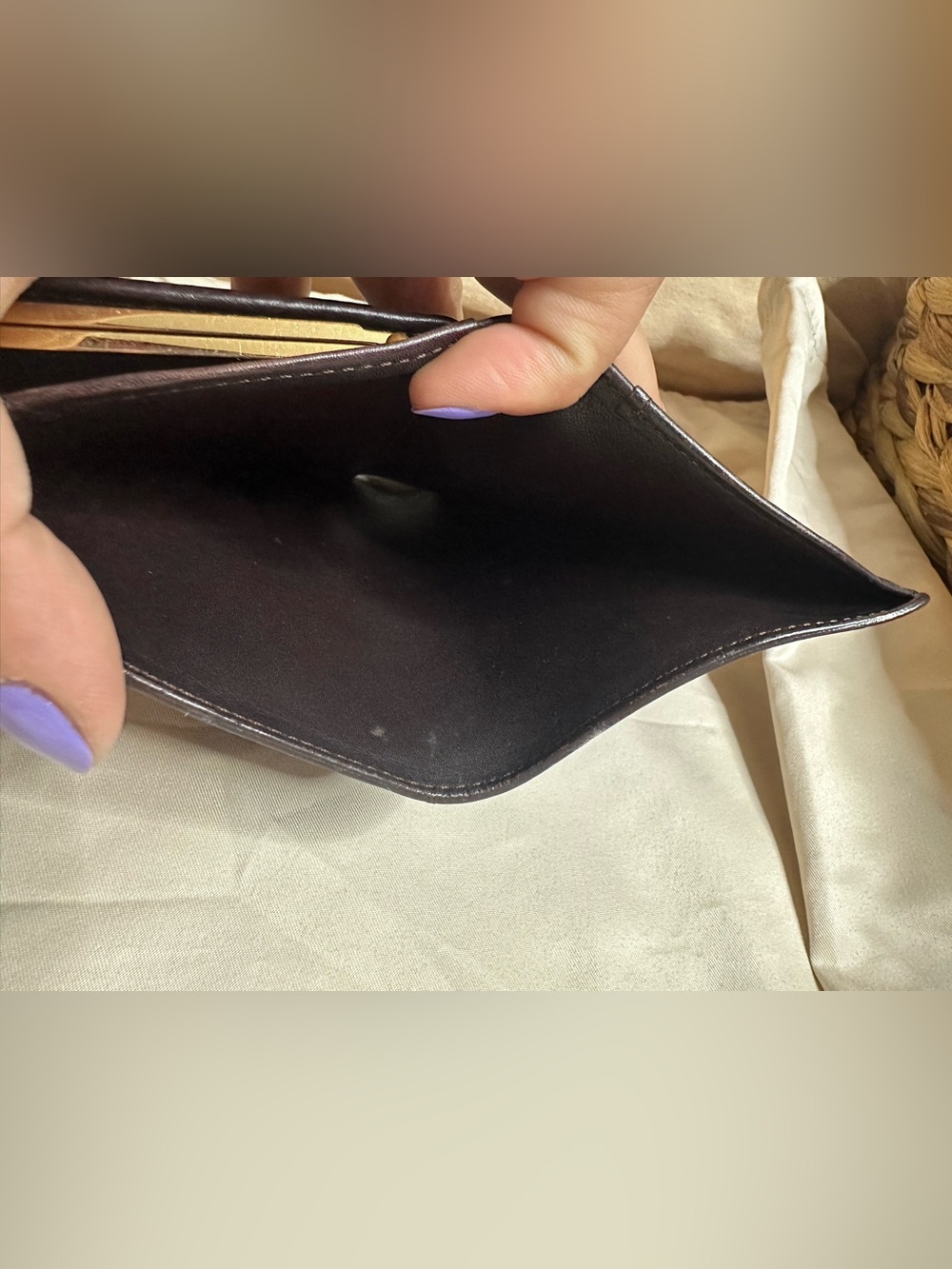 Louis Vuitton Vernis Wallet in Dark Wine Patent - Picture 9 of 11